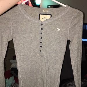 Grey long sleeve abercrombie and Fitch